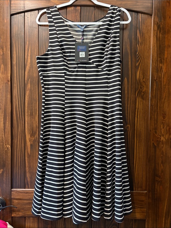 Peter Som Dresses & Skirts - Peter Som Black and White Striped Sleeveless Midi Dress